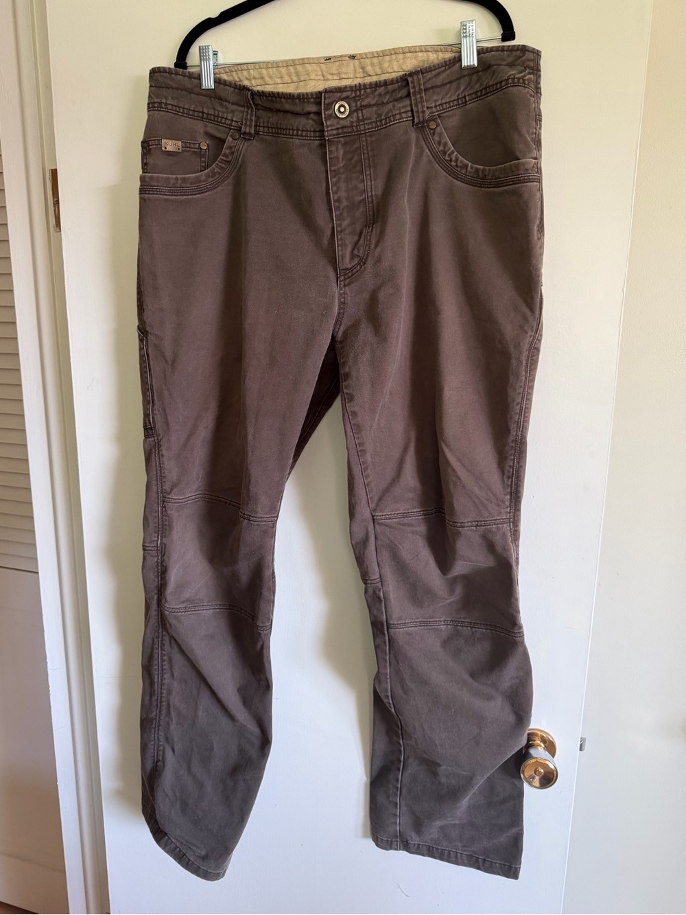 Men’s Kuhl pants